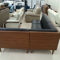 リユースのサカイ栃木店★ジモティ割あり★  ソファー ブラック W130×D72×H75 クリーニング済み TC11398の画像