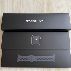 Apple Watch se Nike 44mm スペースグレイの画像