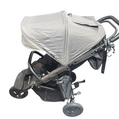 Air Buggy 折りたたみベビーカー グレー レインカバー付きの画像