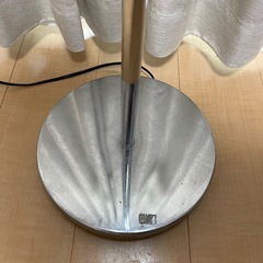 スポットライト　間接照明の画像