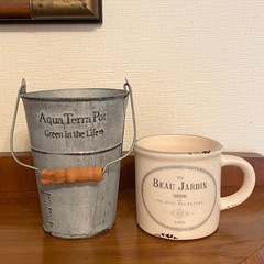 シャビー系インテリア雑貨 ジョウロ・カップ・ガラス瓶・プランター・ポプリセットの画像