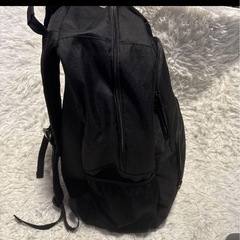 ROXY 30㍑　ブラックバックパック メッシュポケット付き　パソコン収納の画像