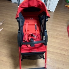 combi ベビーカーの画像