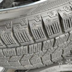 スタッドレスタイヤ ＋ アルミホイールの４組セットの画像