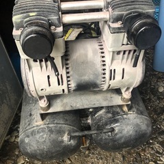 アストロ　エアーコンプレッサーの画像