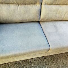 2.5人掛け ソファ 布タイプ グレー ロータイプ 幅190cm 奥行き85cmの画像