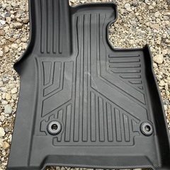 新型系 アルファード ベルファイヤ フロアマット2つの画像