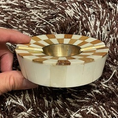 【未使用・美品】モダンな灰皿／MONIQUE CHARTLAND ボーン　北欧の画像