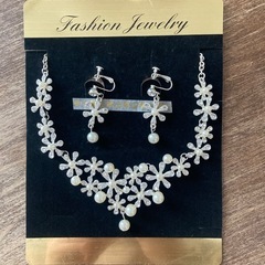 結婚式　ネックレス　アクセサリー　イヤリング　小枝アクセサリーの画像
