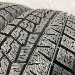 【新品】YOKOHAMA ice GUARD iG70 165/70R14 81Q 14インチ スタッドレス 4本 21年製 VW/up! マーチ ポルテ スペイド ブーン等　(MTM703)クレジットカード QRコード決済可能の画像