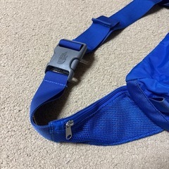 ノースフェイス　ボディバッグの画像