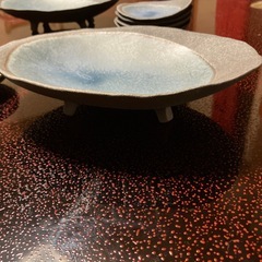 オシャレな大皿、小皿セットの画像