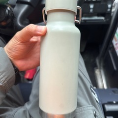 スターバックス ハンドルリッド ステンレス ロゴボトル マット
の画像