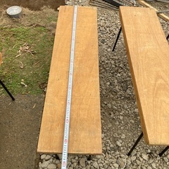 残り2台づつです。展示台 折りたたみの台 作品台 木製 鉄脚の画像