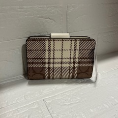 コーチ　アウトレット　二つ折り財布　汚れあり商品の画像