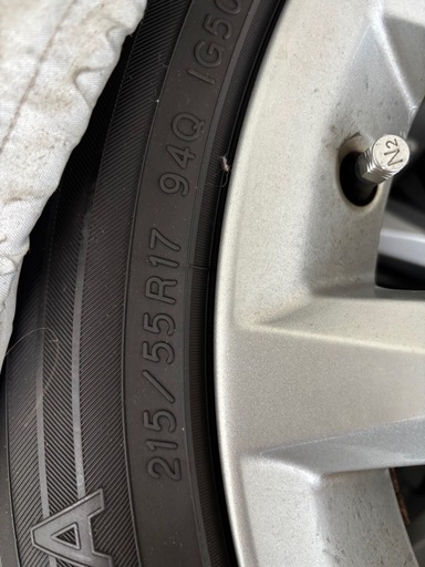 最終値下げ　スタッドレスタイヤ　215/55R17 トヨタ純正