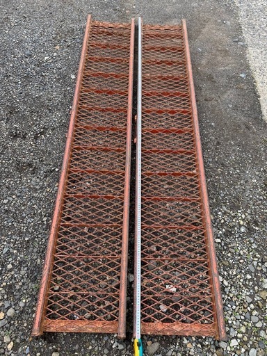 中古 ブリッジ 鉄製 2本セット 全長約210cm 2100mm 全幅約36cm 360mm ラダー 2本組 重機 農機具 運搬 積載 積込
