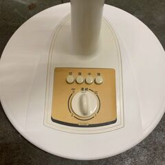 【TEKNOS】 テクノス リビング 扇風機 KI-172 ホワイト 動作確認済み 30cm 5枚羽根 風量3段階 タイマー付き A0769YGの画像