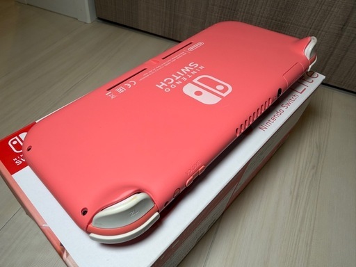 Nintendo Switch Lite コーラル