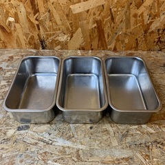 C(7643) ステンレス製 深型角バット 3個セット 24×14.5 深さ8cm 業務用 厨房用品 飲食店 店舗用品 中古品の画像