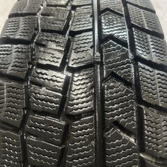 DUNLOP WINTERMAXX WM02 185/60R15 15インチ スタッドレス 1本 22年製 バリ溝 ヴィッツ シエンタ グレイス シャトル フィット等　(MTG977)クレジットカード QRコード決済可能の画像