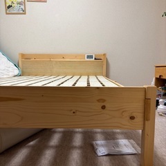 パイン材 ダブルベッドフレームのみの画像