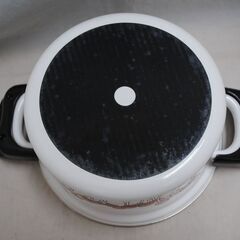 [1666] 象印 ホーロー 両手鍋  花柄 20cm 3.1リットルの画像