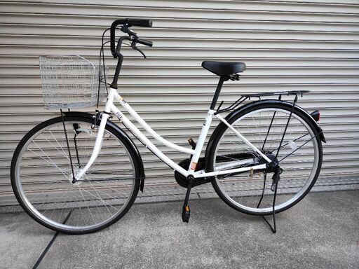 使用頻度少な目で綺麗です。タイヤほぼ新品 オートライト27インチ自転車