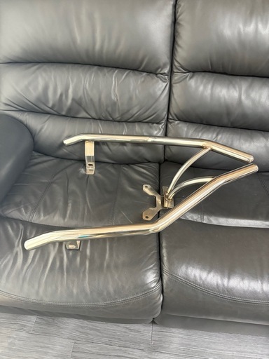 使用感無し　美品　マグザム　ヤマハ　タンデムバー　バックレスト　バイク