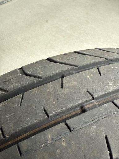 サマータイヤ　185/60r15