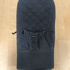 【受付終了】ベビービョルンのバウンサーの画像