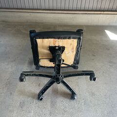 K39 オフィス ブラック  フェイクレザー 1台 事務 回転 昇降 椅子 いす デスク PC パソコンの画像