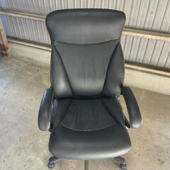 K39 オフィス ブラック  フェイクレザー 1台 事務 回転 昇降 椅子 いす デスク PC パソコンの画像