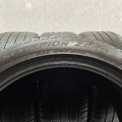 PIRELLI SCORPION ZERO LR 285/40R22 22インチ 夏タイヤ 4本 22年 バリ溝 吸音スポンジ レンジローバー承認タイヤ ディスカバリー (MTJ822)クレジットカード QRコード決済可能の画像