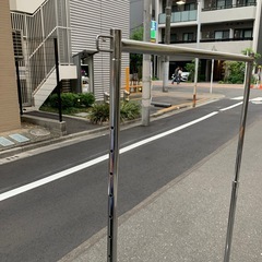 ハンガーラックの画像