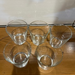 グラス 5個の画像