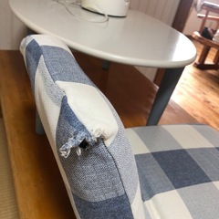 テーブル×2   扇風機×1   椅子×1の画像