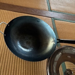 中華鍋　フライパン　福岡　田川市　筑豊　中華鍋　中華鍋　鉄分補給に　 炒め 料理 炒飯　36センチ　直径36cm 蓋付き  1回しか使ってません。の画像