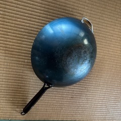 中華鍋　フライパン　福岡　田川市　筑豊　中華鍋　中華鍋　鉄分補給に　 炒め 料理 炒飯　36センチ　直径36cm 蓋付き  1回しか使ってません。の画像