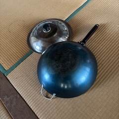 中華鍋　フライパン　福岡　田川市　筑豊　中華鍋　中華鍋　鉄分補給に　 炒め 料理 炒飯　36センチ　直径36cm 蓋付き  1回しか使ってません。の画像