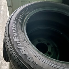 225/60R17タイヤのみ2本の画像