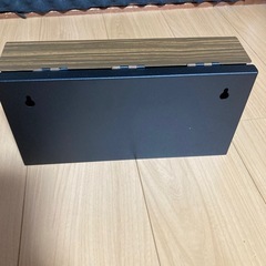 【ほぼ未使用品】switch対応 収納したままゲームができるケース ブラックの画像