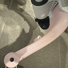 BTM 三輪車 ピンクホワイト 手押し棒付きの画像