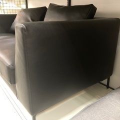取りに来れる方限定！FORMAXの2人掛けソファです！の画像