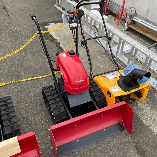 4サイクル除雪機　HONDA SB800