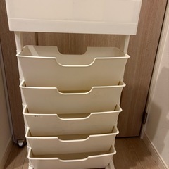 【無料】絵本収納　収納棚　の画像