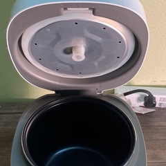 ※ コンパクト炊飯器　3合炊き　HK-CRC03 2023年製　動作確認済みの画像