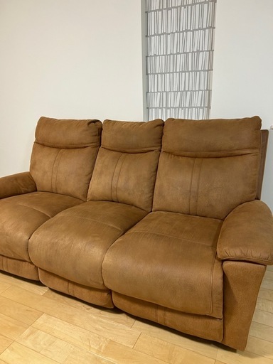 【美品】近場配送可
3人掛けソファー　電動リクライニング　ブラウン