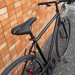 中古整備品 試乗できます！ クロスバイク ６段変速 マットブラックの画像