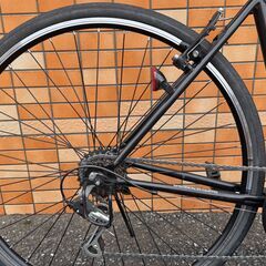 中古整備品 試乗できます！ クロスバイク ６段変速 マットブラックの画像